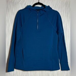 Athleta Vibrant Blue Activewear Top